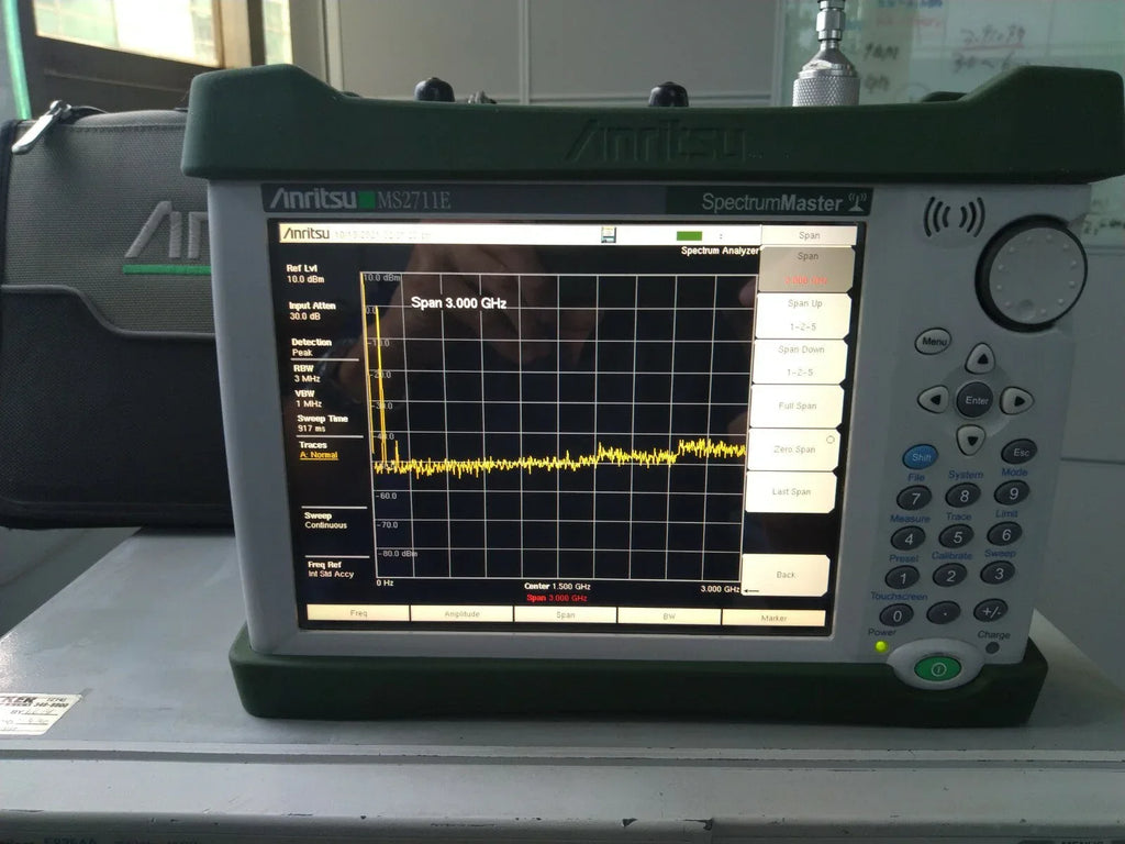 Anritsu MS2711E Portable Spectrum Analyzer, 9kHz-3GHz, Includes Handbag & AC Adapter - ZYYKZ Test Equipment