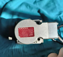 Load image into Gallery viewer, Moog G771K227A High-Performance Industrial Hydraulic Valve - ZYYKZ Test Equipment