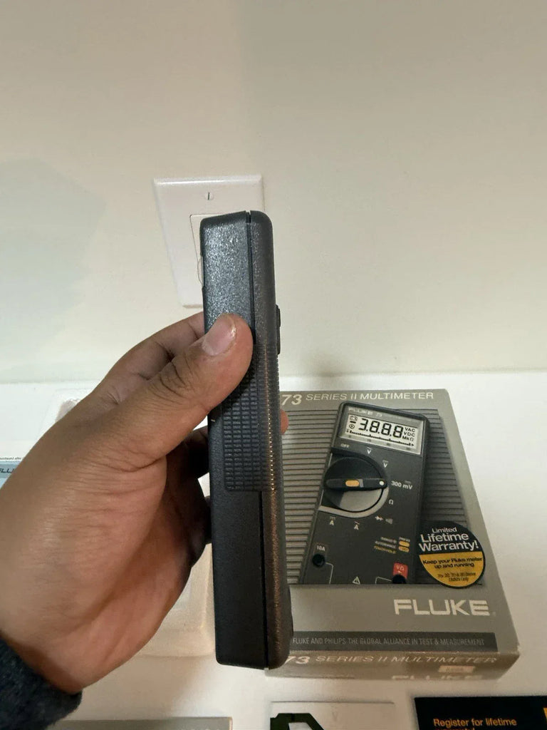 Fluke 73 Series II Digital Multimeter – True RMS, Durable Design - ZYYKZ Test Equipment