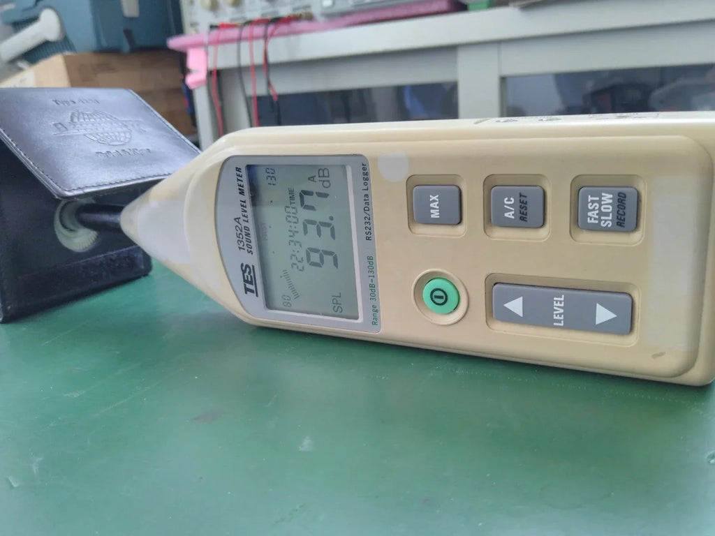 TES 1352A Programmable Sound Level Meter with RS232 Interface - ZYYKZ Test Equipment