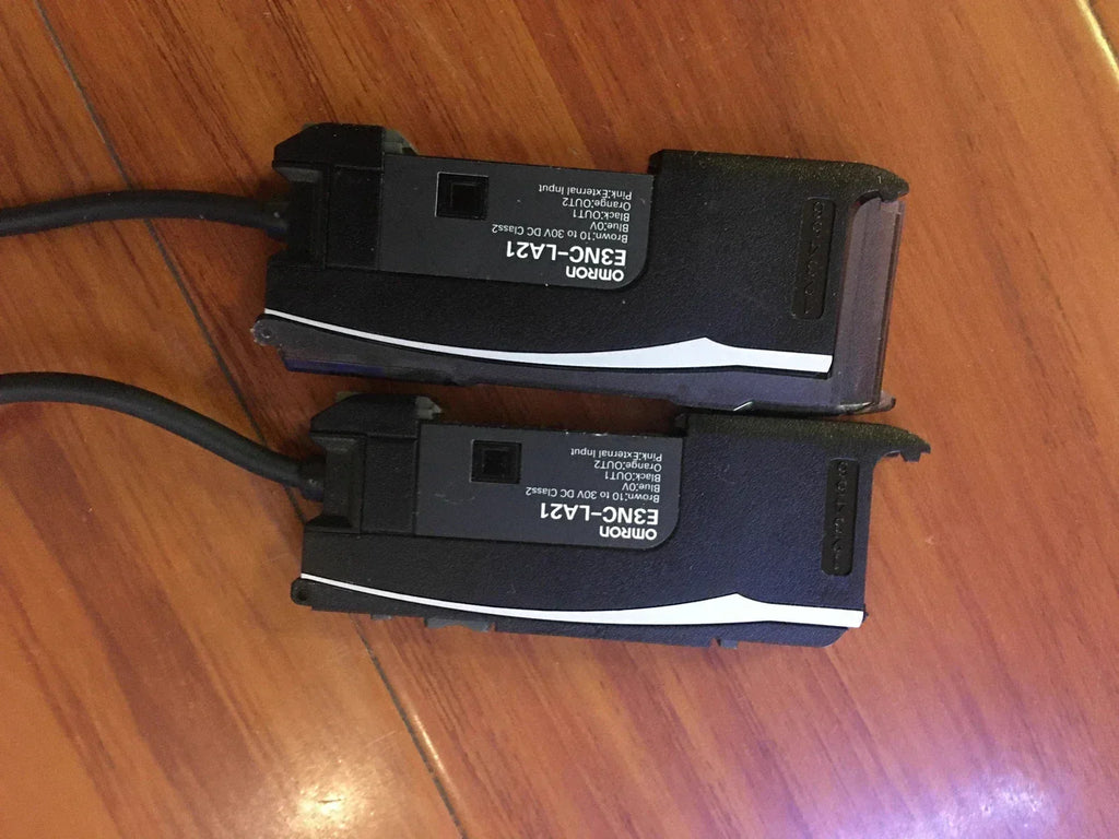 Omron E3NC-LA21 High-Resolution Digital Camera Image Sensor - ZYYKZ Test Equipment