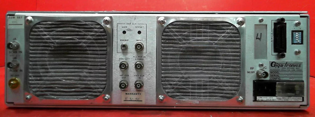 Gigatronics 900/2-18 Synthesized Signal Sweep Generator 2-18 GHz - ZYYKZ Test Equipment