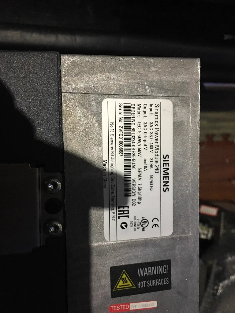 Siemens PM240 6SL3224-0BE25-5UA0 5.5kW / 7.5kW Inverter Drive - ZYYKZ Test Equipment