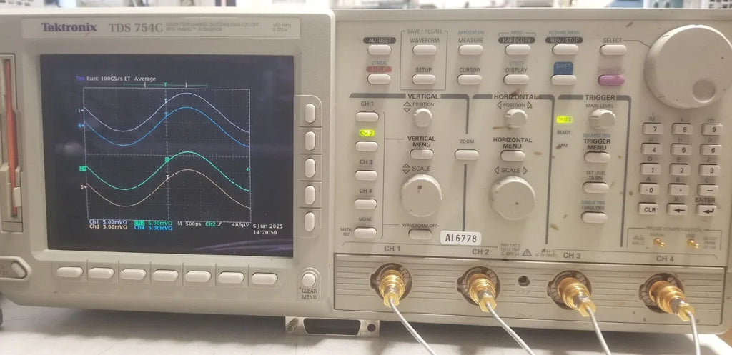 Tektronix TDS754C 500 MHz 4-Channel Digital Storage Oscilloscope - ZYYKZ Test Equipment