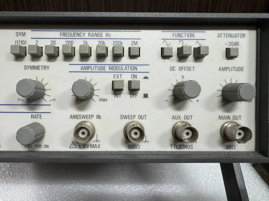 TTI TG230 Sweep Function Generator with Variable Frequency Range - ZYYKZ Test Equipment