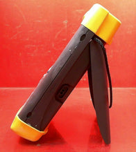 Load image into Gallery viewer, Fluke 199 Scopemeter Handheld Oscilloscope 200MHz 2.5GS/s - ZYYKZ Test Equipment