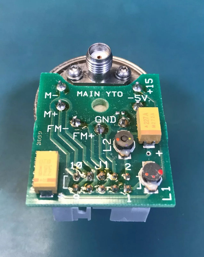 Keysight 5087-7084 YIG Tuned Oscillator 2.9 - 10 GHz RF Signal Source - ZYYKZ Test Equipment