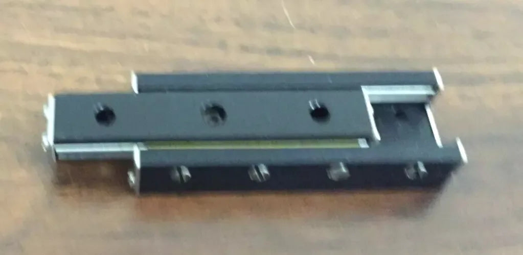 PIC DRB08-10 Aluminum Cross Roller Slide, 1 Travel, 0.0001 Accuracy - ZYYKZ Test Equipment