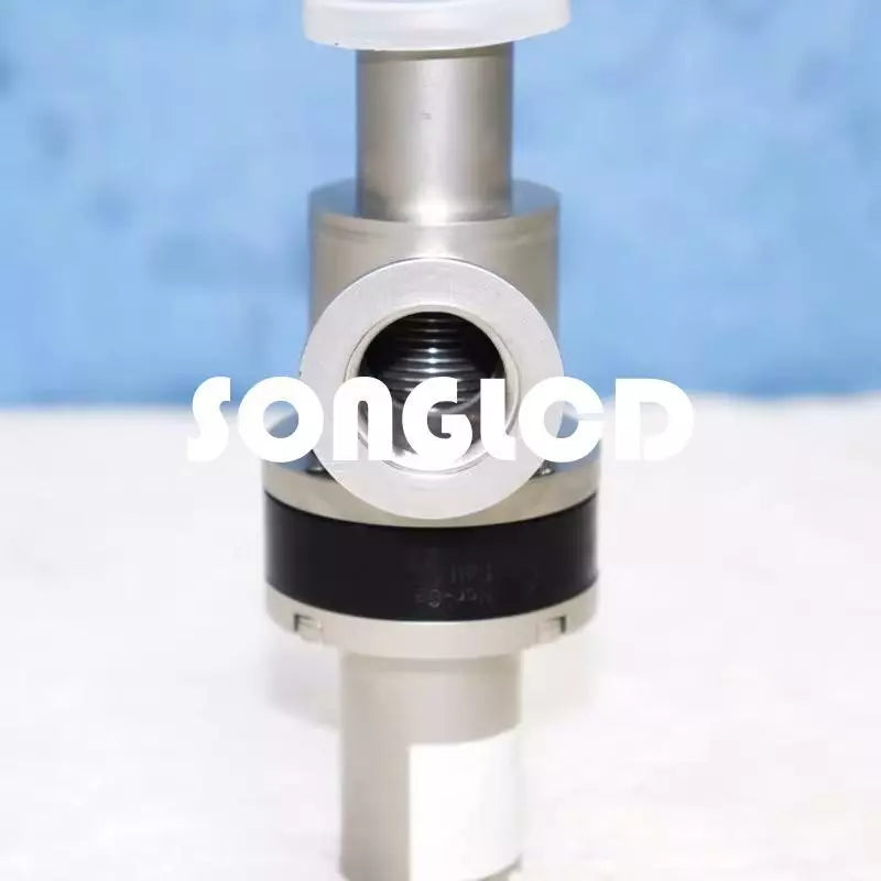AMAT 3870-01215 KF25 Vacuum Flange