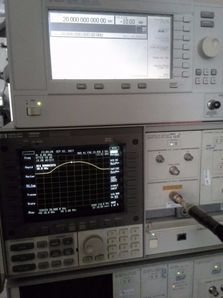 Agilent 71910A Wideband Surveillance Receiver with Advanced Signal Monitoring - ZYYKZ Test Equipment