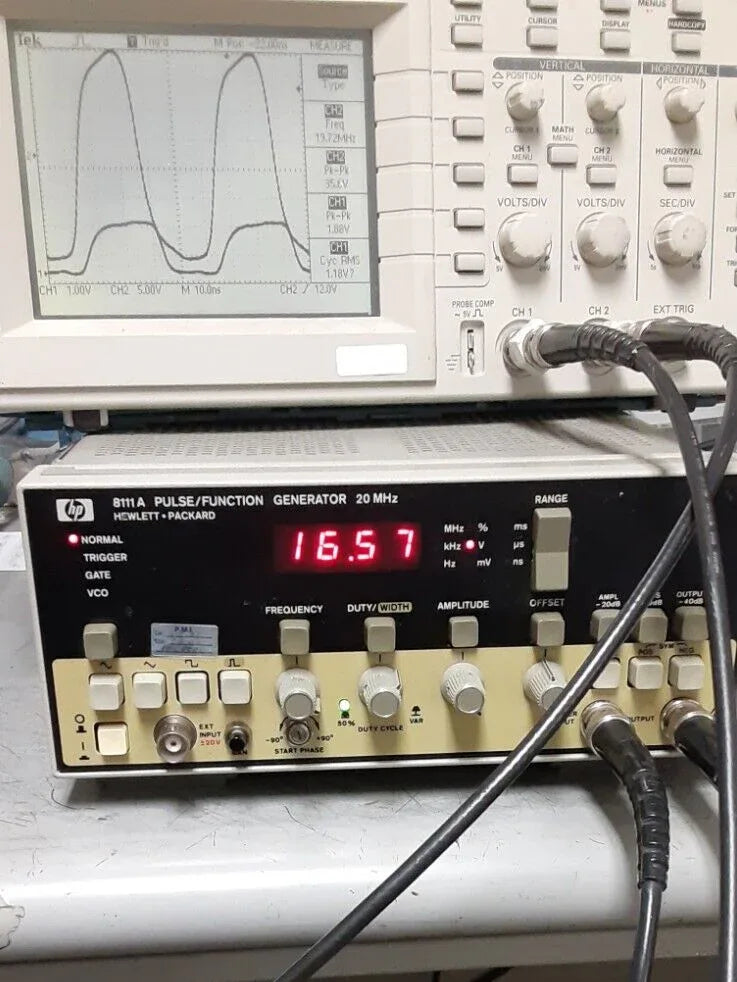 HP 8111A 20MHz Pulse Function Generator with Precision Timing - ZYYKZ Test Equipment