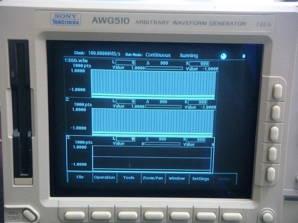 AWG510 50 kHz - 1 GHz High-Performance Arbitrary Waveform Generator - ZYYKZ Test Equipment