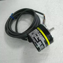 Load image into Gallery viewer, Omron E6C2-CWZ6C 200 P/R High-Precision Rotary Encoder - ZYYKZ Test Equipment