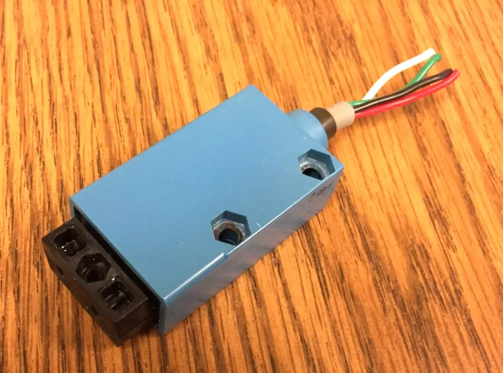 Honeywell FE7C-FRC6-M Fiber Optic Photoelectric Micro Switch Sensor - ZYYKZ Test Equipment