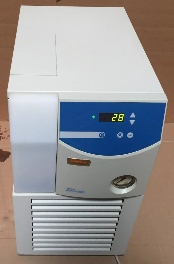 Thermo Neslab Merlin M25 Recirculating Chiller - 25L/min Cooling System - ZYYKZ Test Equipment