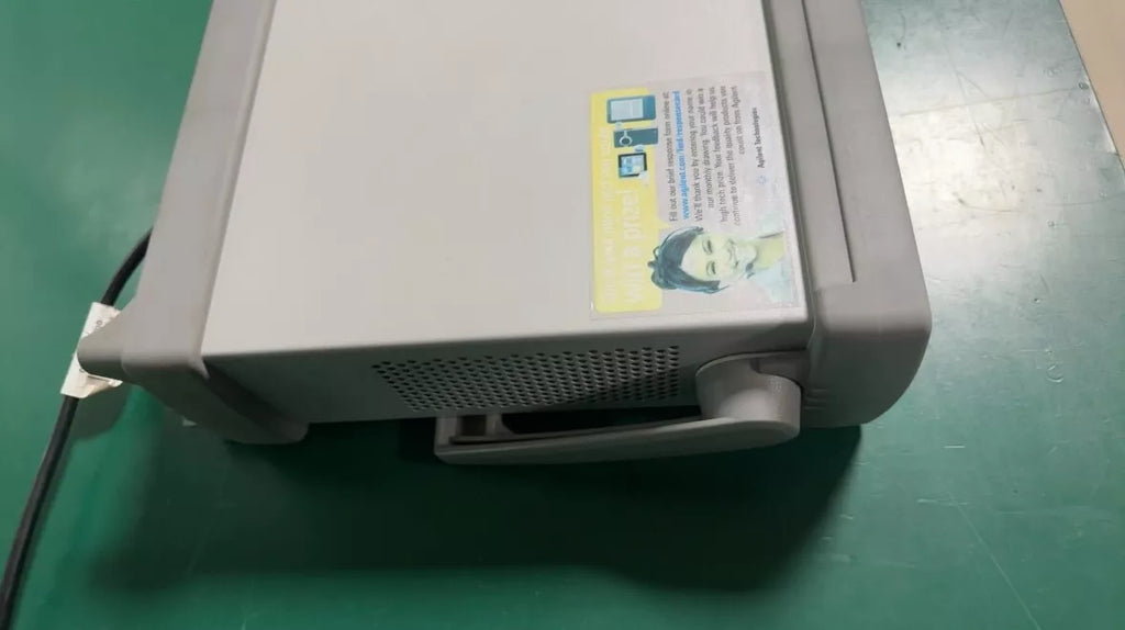 Agilent 53220A 350MHz Universal Frequency Counter/Timer - Used