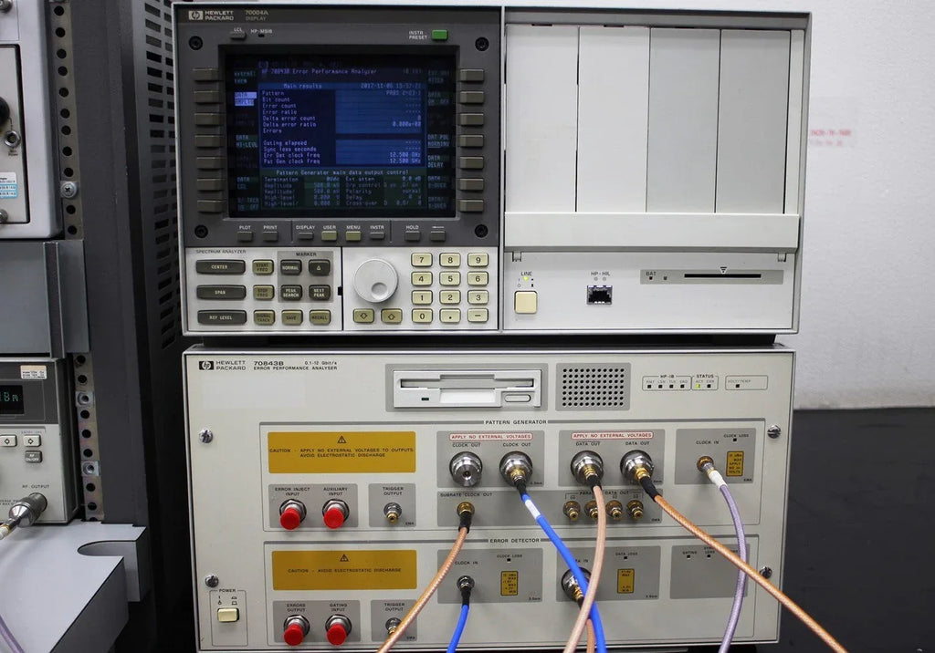 HP 70843B Bit Error Rate Tester with High-Speed Data Analysis - ZYYKZ Test Equipment