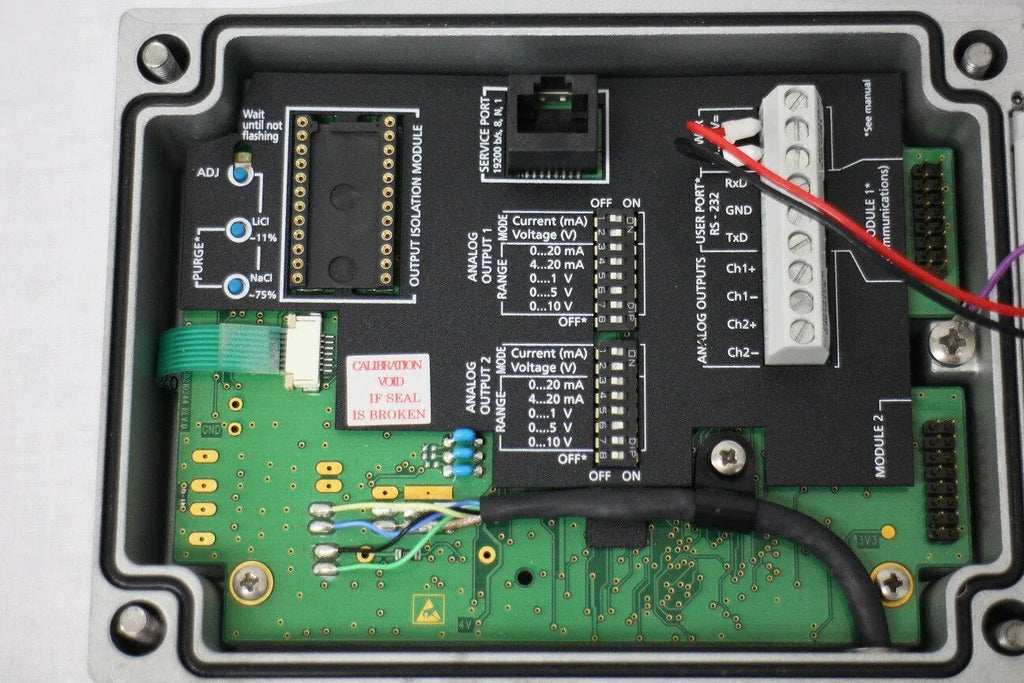 VAISALA HMT330 Humidity and Temperature Transmitter with Digital Output - ZYYKZ Test Equipment