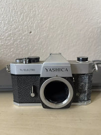 Yashica TL-Electro Vintage 35mm Film Camera with Yashinon-DS 50mm f/1.9 Lens - ZYYKZ Test Equipment