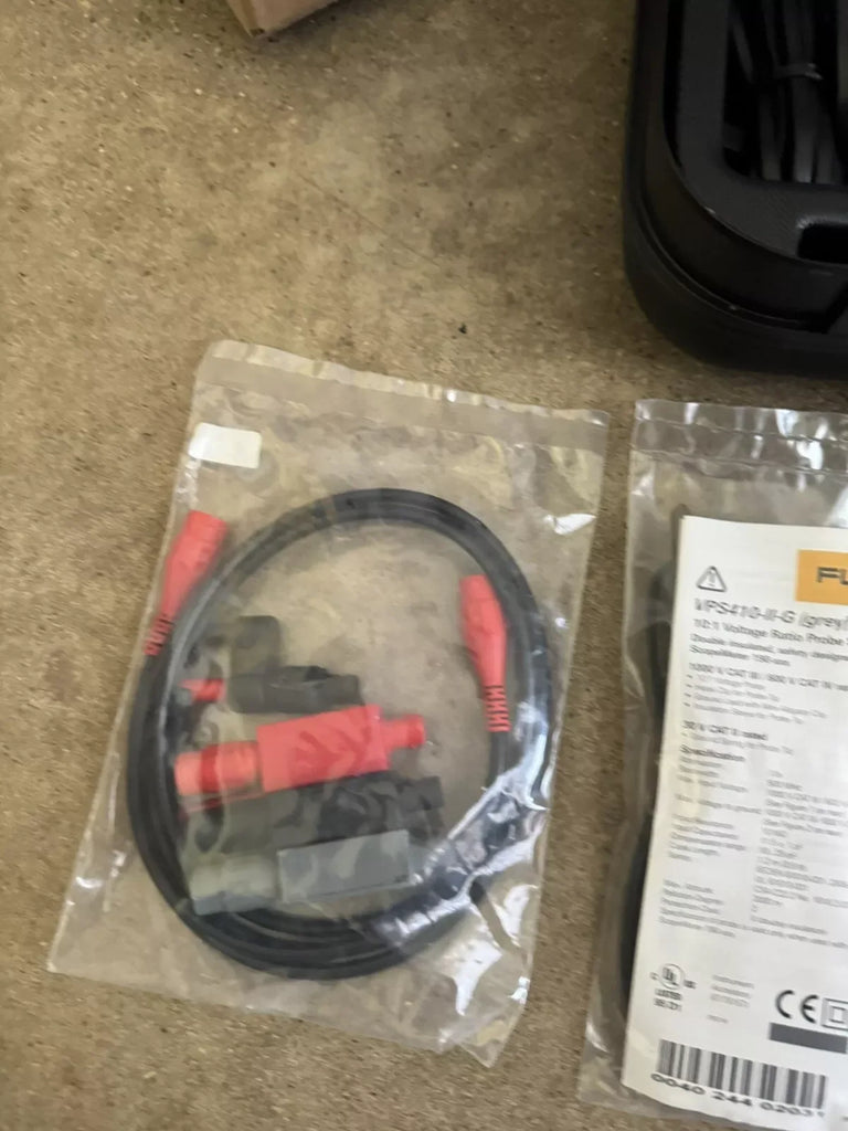 Fluke 190M-4 4-Channel 200 MHz Medical ScopeMeter Oscilloscope - ZYYKZ Test Equipment