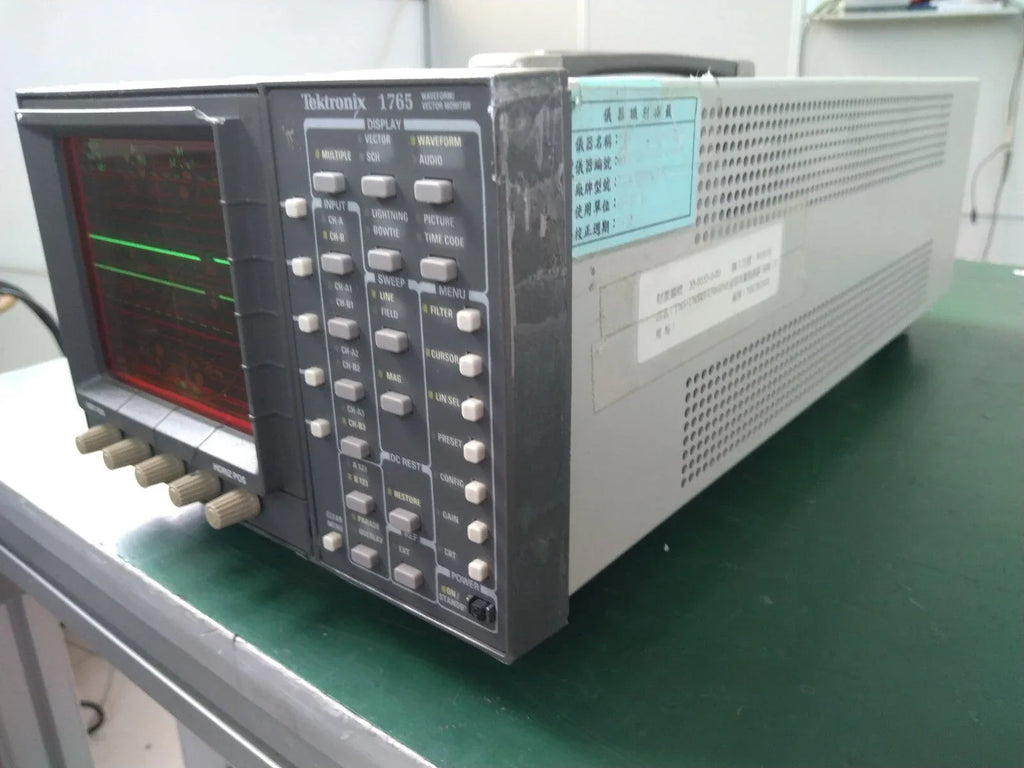 Tektronix 1765 Waveform and Vector Monitor - High-Resolution Display - ZYYKZ Test Equipment