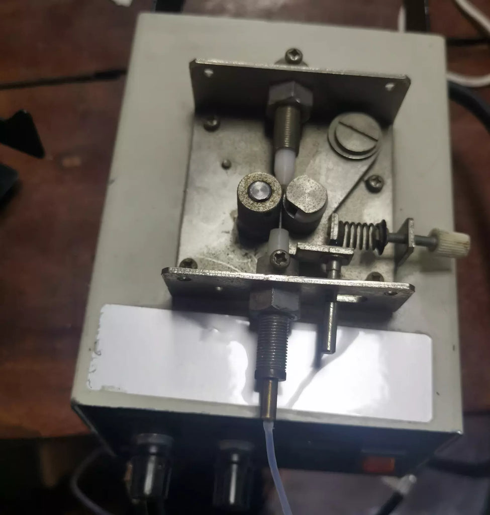 Hakko 373 Soldering Iron Station - 100V - Used