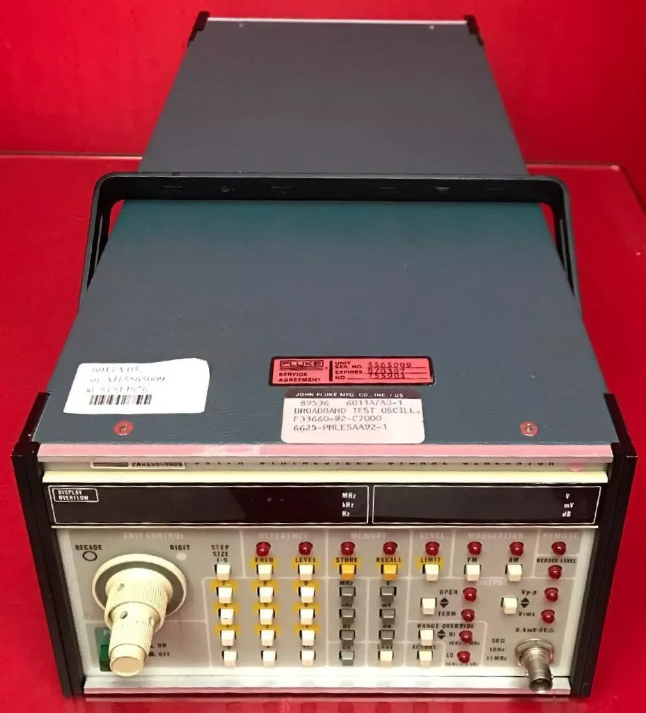 Fluke 6011A Option 05 Synthesized Signal Generator 11 MHz - ZYYKZ Test Equipment