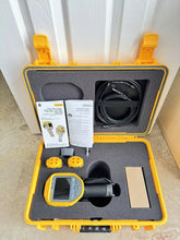 Load image into Gallery viewer, Fluke Ti480 PRO Thermal Imaging Camera 640x480, 60Hz with Dual Batteries &amp; Charger - ZYYKZ Test Equipment