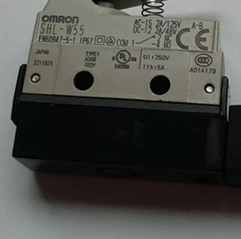 OMRON SHL-W55 Travel Limit Micro Switch - High Precision, Durable - ZYYKZ Test Equipment