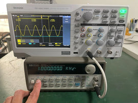 Agilent 33120A 15 MHz Function / Waveform Generator - ZYYKZ Test Equipment