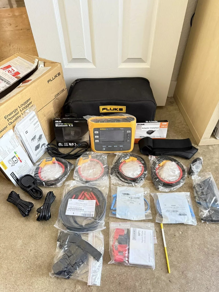 Fluke 1738 3-Phase Power Logger Kit with Accessories, Calibrated 2024 - ZYYKZ Test Equipment