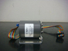Cargar imagen en el visor de la galería, Agilent SP6T Multiport Coaxial Switch DC to 20 GHz - ZYYKZ Test Equipment