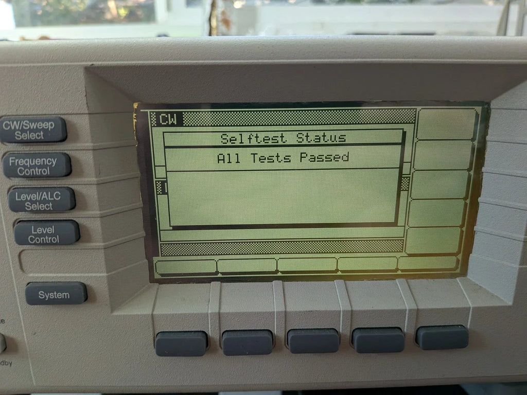 Anritsu 69047B Low Phase Noise RF Signal Generator 10 MHz–40 GHz - ZYYKZ Test Equipment