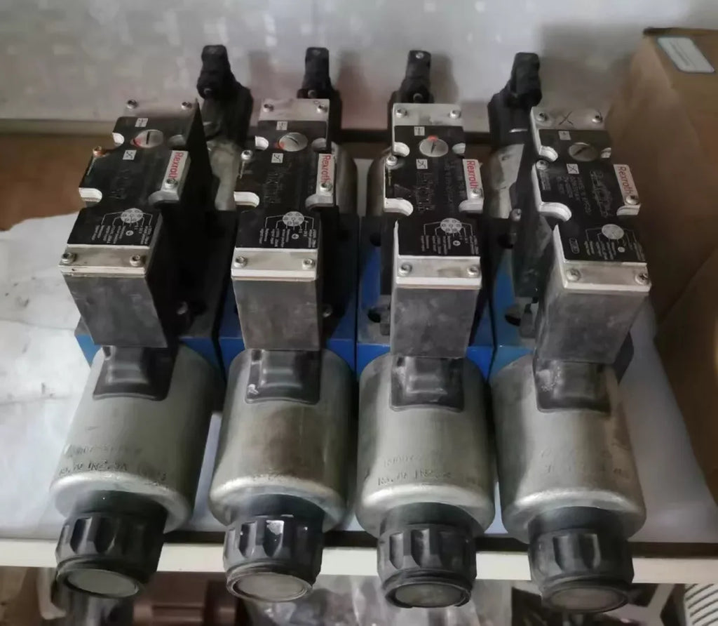 R900927230 4WREE10E75-2X/G24K31/A1V Bosch Rexroth Hydraulic Proportional Directional Control Valve - ZYYKZ Test Equipment