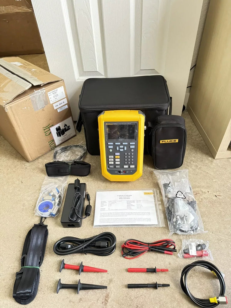 Fluke 729PRO 4M Automatic Pressure Calibrator with 4 Million Count Display - New Sealed, Calibrated 2024 - ZYYKZ Test Equipment