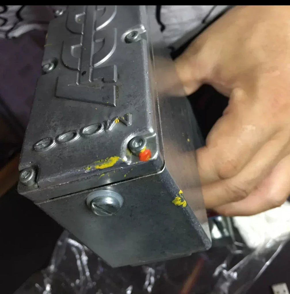 MOOG D633-460B Hydraulic Directional Control Valve - High Precision Flow Control - ZYYKZ Test Equipment