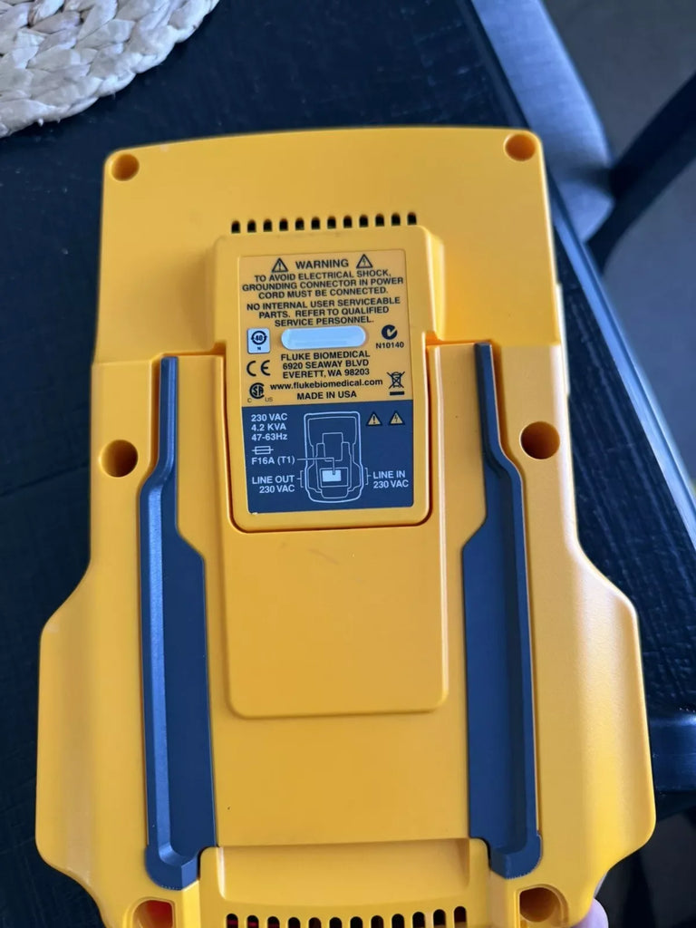Fluke ESA615 EU Electrical Safety Analyzer 230V - Tested & Certified - ZYYKZ Test Equipment