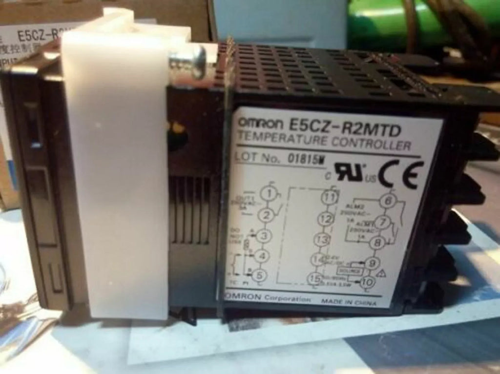 Omron E5CZ-R2MTD Digital Temperature Controller with Relay Output - ZYYKZ Test Equipment