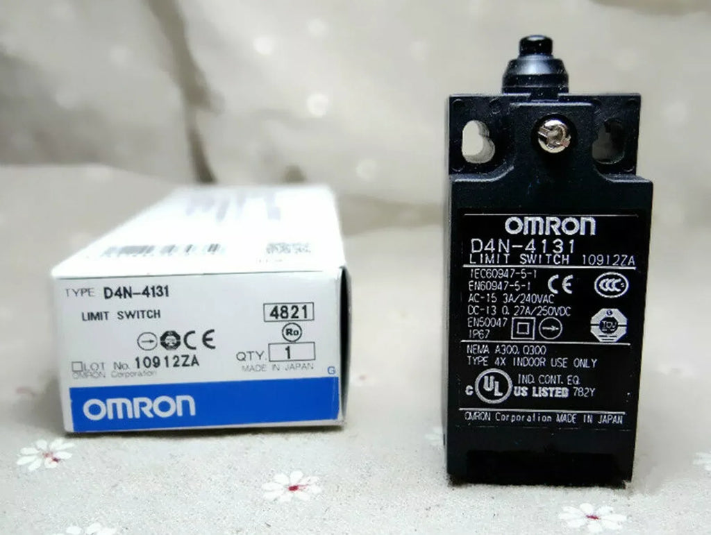 OMRON D4N-4131 Industrial Limit Switch - Durable Mechanical Control - ZYYKZ Test Equipment