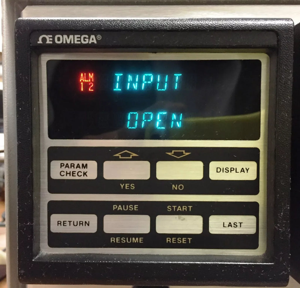 Omega CN2041 Dual Output Digital Temperature Controller with PID Control - ZYYKZ Test Equipment