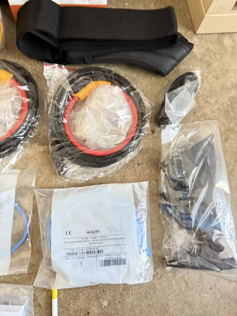 Fluke 1738 3-Phase Power Logger Kit with Accessories, Calibrated 2024 - ZYYKZ Test Equipment