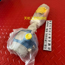 Load image into Gallery viewer, Endress+Hauser FTL51-2WM73/0 FTL51-LGQ2BB2F5B Radar Level Transmitter - ZYYKZ Test Equipment