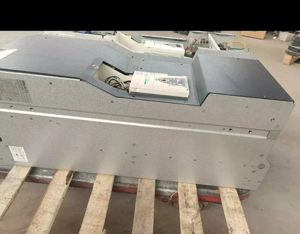 Schneider Electric ATV71HC13N4 15 HP Variable Frequency Drive - ZYYKZ Test Equipment