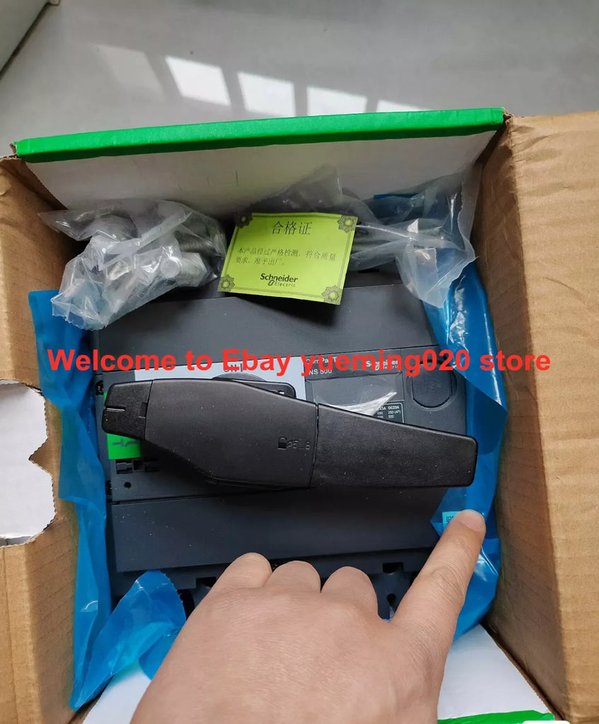 INS500 3P 500A Switch Disconnect 31112 690V