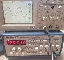 Load image into Gallery viewer, BK Precision 4040A 20 MHz Sweep Function Generator with Variable Frequency - ZYYKZ Test Equipment