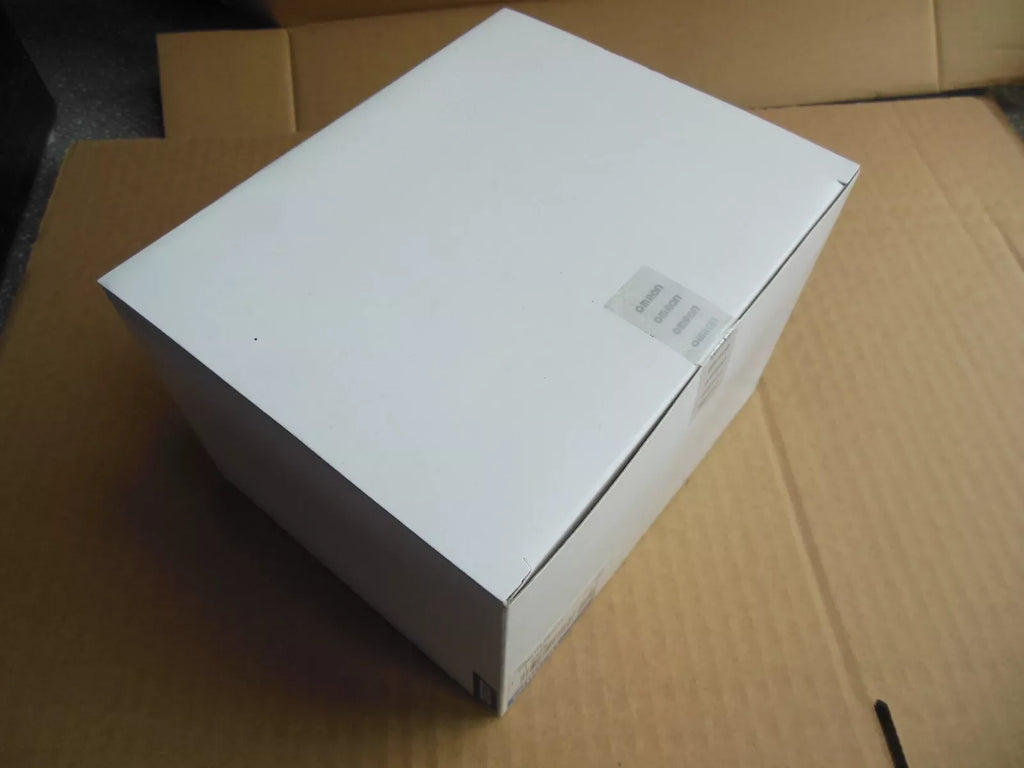 OMRON CQM1H-CPU11 Programmable Logic Controller (PLC) - Industrial Automation CPU Module - ZYYKZ Test Equipment