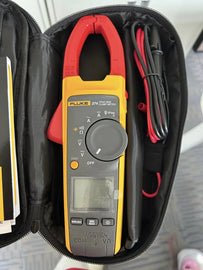 Fluke Wireless AC/DC True RMS Clamp Meter - ZYYKZ Test Equipment