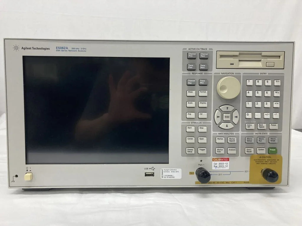 Agilent E5062A Network Analyzer 300 kHz to 3 GHz - ZYYKZ Test Equipment