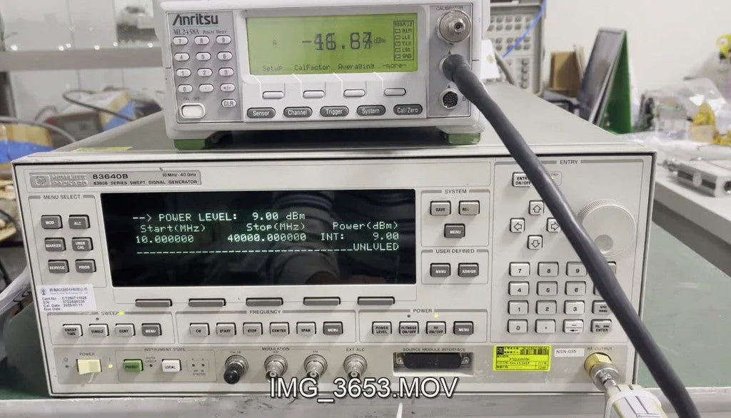 HP Agilent 83640B Synthesized Sweep Signal Generator, 10MHz-40GHz - ZYYKZ Test Equipment