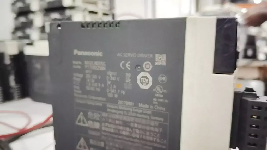 Panasonic MINAS MADLN05SG AC Servo Drive 100W 0-240V 1.2A - ZYYKZ Test Equipment